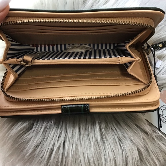 Hand wallet - Picture 5 of 7